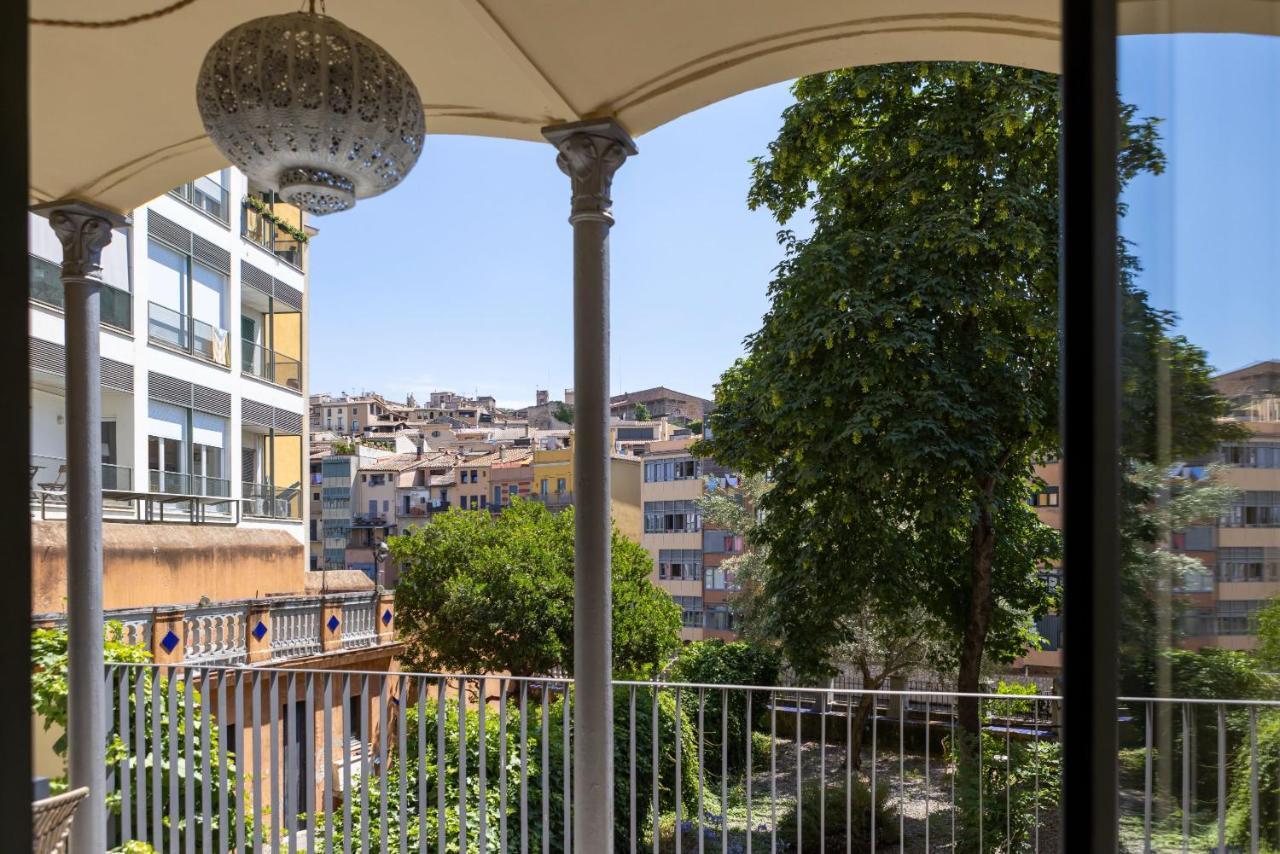 Bravissimo Plaça de la Independència, Garden View Gérone Extérieur photo